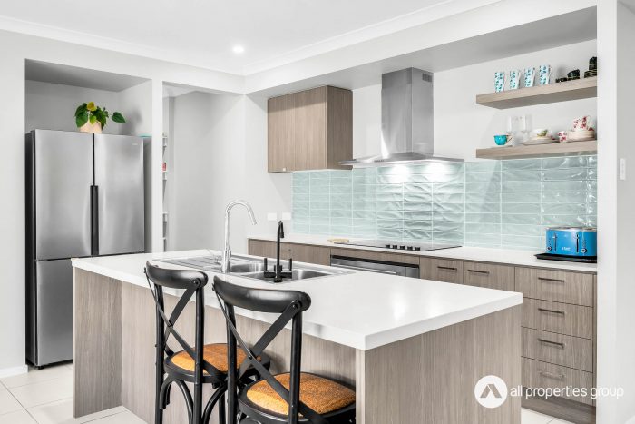 34 Girramay St, Yarrabilba QLD 4207, Australia