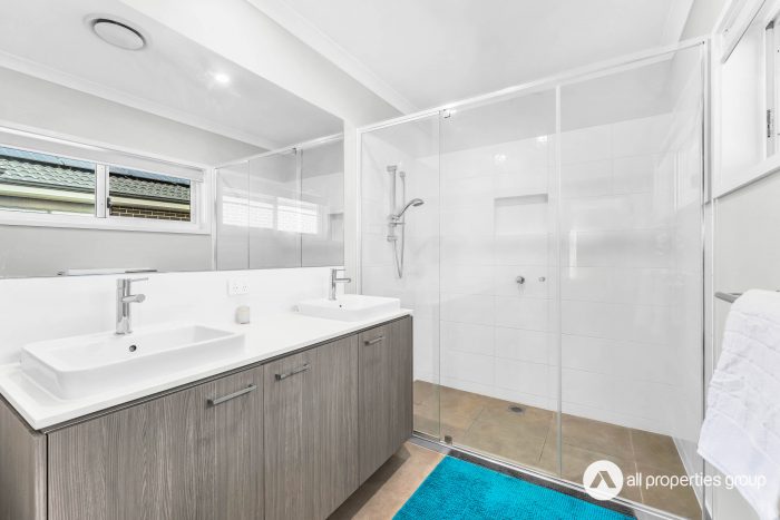 34 Girramay St, Yarrabilba QLD 4207, Australia
