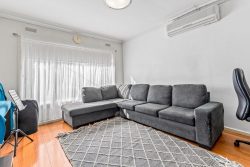 33 Hanley St, Avondale Heights VIC 3034, Australia