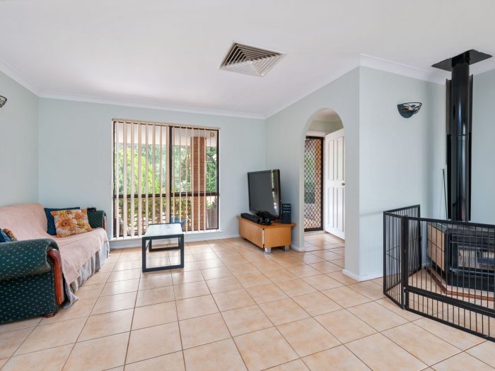 60 Hawkins St, West Lamington WA 6430, Australia
