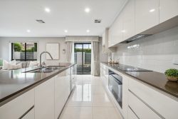 2 Hazelton St, MacGregor ACT 2615, Australia