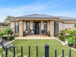 1 Wells St, Warrnambool VIC 3280, Australia