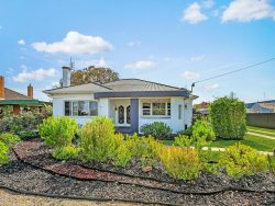 44 Scott St, Mortlake VIC 3272, Australia
