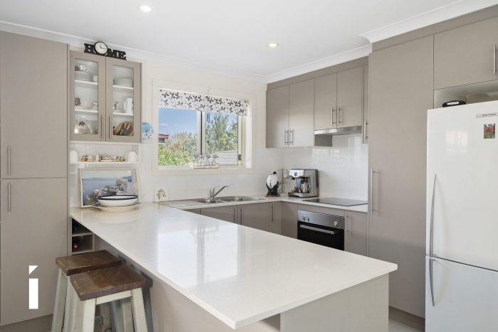 18A Roughsey Pl, Conder ACT 2906, Australia
