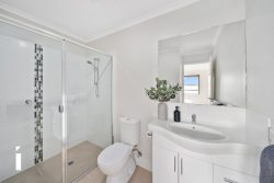 11 Desmond Ln, Forde ACT 2914, Australia
