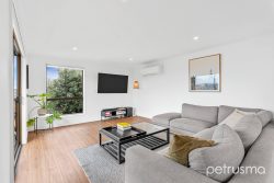 1 Joy Ct, Howrah TAS 7018, Australia