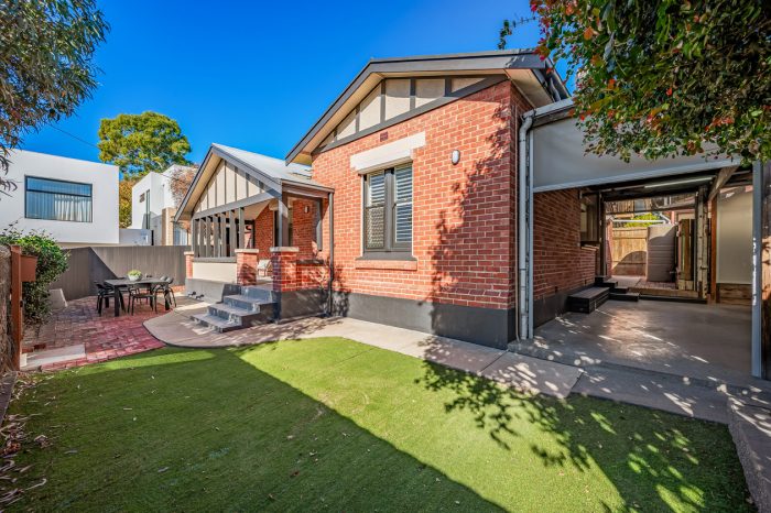 Unit 1/1 Benson St, Norwood SA 5067, Australia