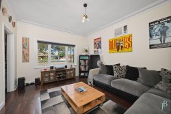 126 Manning Rd, Manning WA 6152, Australia