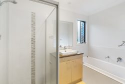 Unit 10/40 Martinelli Ave, Banora Point NSW 2486, Australia