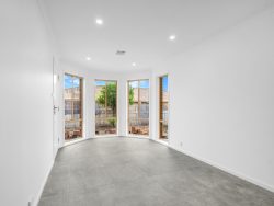 9 Mawalan St, Ngunnawal ACT 2913, Australia
