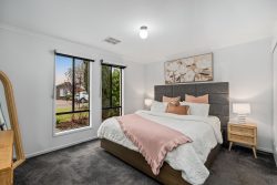 25 Miranda Pl, Seaford Meadows SA 5169, Australia