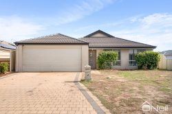 57 Molonglo Cres, Baldivis WA 6171, Australia