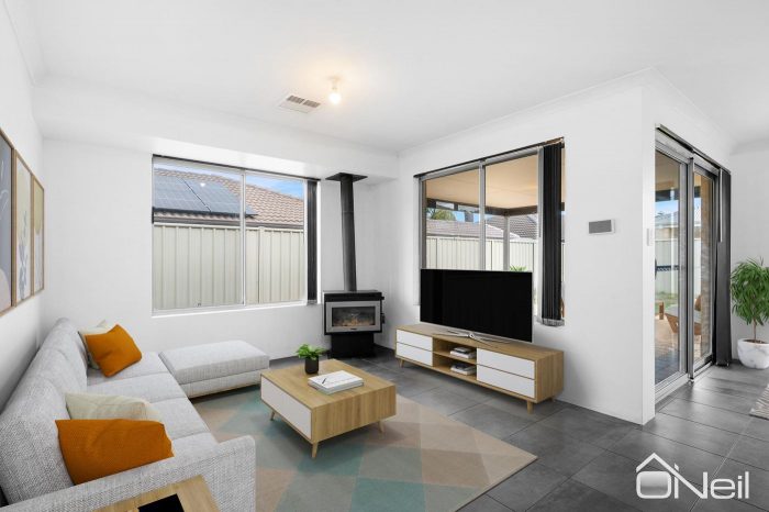 57 Molonglo Cres, Baldivis WA 6171, Australia