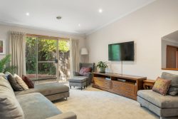 Unit 4/30 Mugglestone Pl, Bruce Court, Bruce ACT 2617, Australia