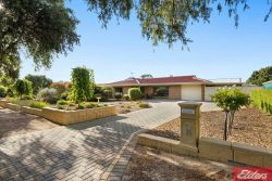 21 Munzberg Ct, Tanunda SA 5352, Australia