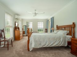 6 Nargoon St, Meringandan West QLD 4352, Australia