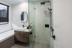 66 Atkins Rd, Dalyellup WA 6230, Australia