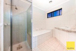 3 Niagara Way, Werribee VIC 3030, Australia