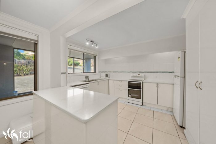 Unit 3/447 Oceana Dr, Howrah TAS 7018, Australia