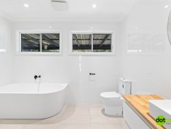 13 Odette Ave, Gorokan NSW 2263, Australia