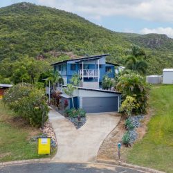19 Olden Ct, Hideaway Bay QLD 4800, Australia