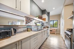 19 Olden Ct, Hideaway Bay QLD 4800, Australia
