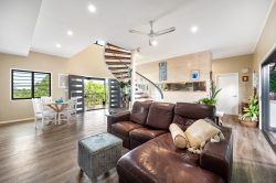 19 Olden Ct, Hideaway Bay QLD 4800, Australia