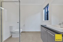 52 Platt Dr, Maddingley VIC 3340, Australia