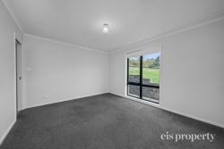 21 Poulters Rd, New Norfolk TAS 7140, Australia