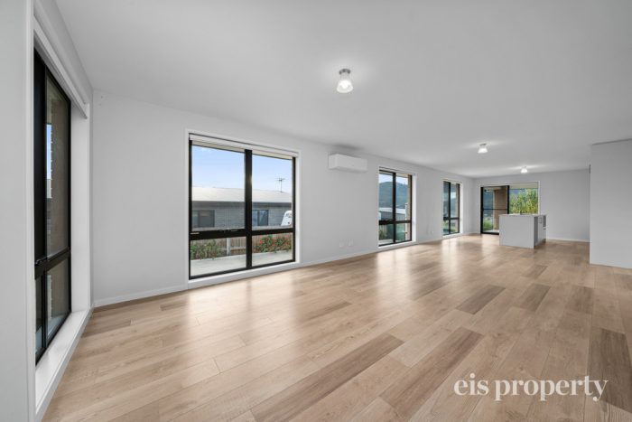 21 Poulters Rd, New Norfolk TAS 7140, Australia