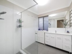 12A Kobelke St, Dianella WA 6059, Australia