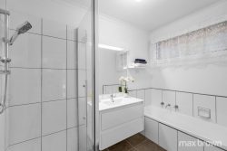 13 Doreen Ct, Montrose VIC 3765, Australia