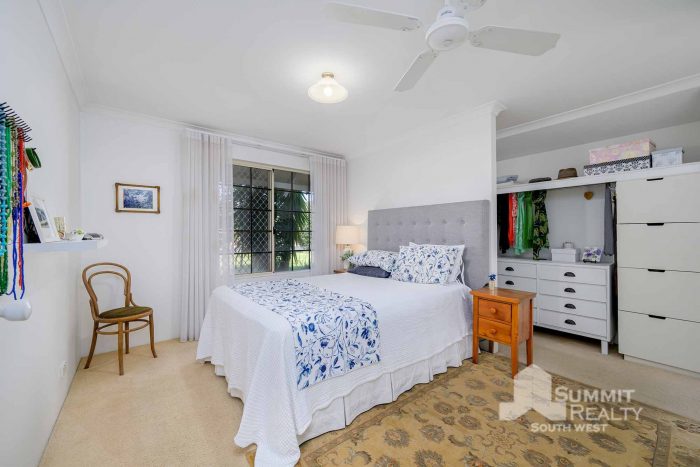 4 Arabian Gardens, Eaton WA 6232, Australia