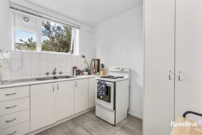 Unit 2/38 Middle Rd, Maribyrnong VIC 3032, Australia
