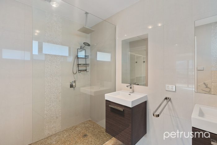 81 Ripley Rd, West Moonah TAS 7009, Australia