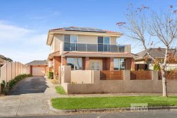 Unit 1/50 Rosewarne Ave, Cheltenham VIC 3192, Australia