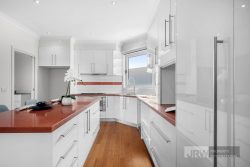 Unit 1/50 Rosewarne Ave, Cheltenham VIC 3192, Australia