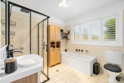 Unit 3/31 Ross Rd, Crestwood NSW 2620, Australia
