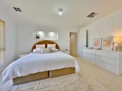 3 Scott Pl, Young NSW 2594, Australia