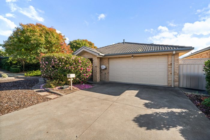 52 Shoobridge Cct, Dunlop ACT 2615, Australia
