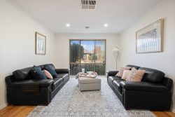 52 Shoobridge Cct, Dunlop ACT 2615, Australia