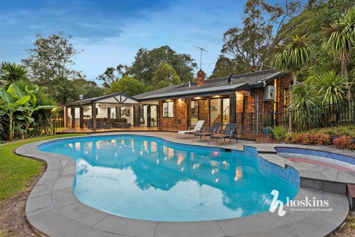 17-19 Smedley Rd, Park Orchards VIC 3114, Australia