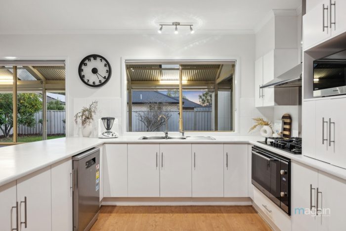 23 Bluepoint Way, Aldinga Beach SA 5173, Australia