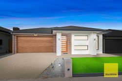 6 Sparrowhawk Cres, Deanside VIC 3336, Australia