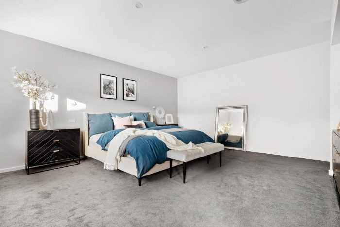 102 Springthorpe Blvd, Macleod VIC 3085, Australia