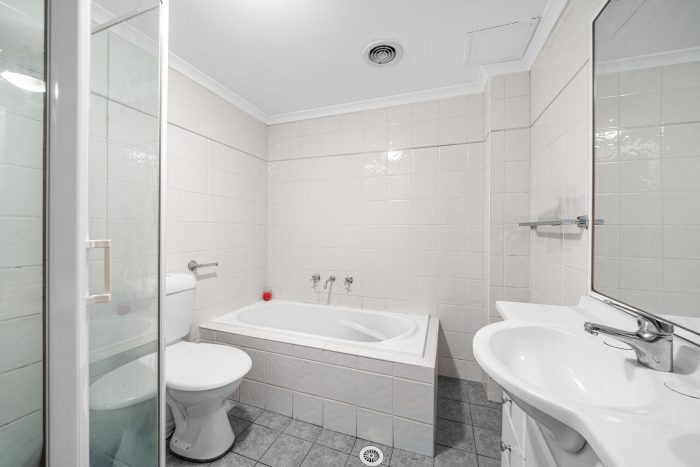 Unit 7/146 Station St, Wentworthville NSW 2145, Australia