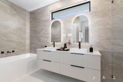 49 Suffolk St, West Footscray VIC 3012, Australia