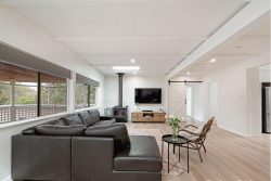 41 Tempe Cres, Googong NSW 2620, Australia
