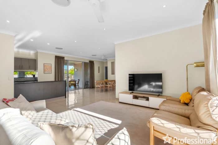 11 The Entrance, Kewarra Beach QLD 4879, Australia