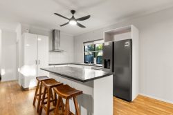 5 Tomarito Cres, Bilingurr WA 6725, Australia